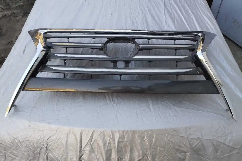 Решетка радиатора от Lexus Gx 2014-2019